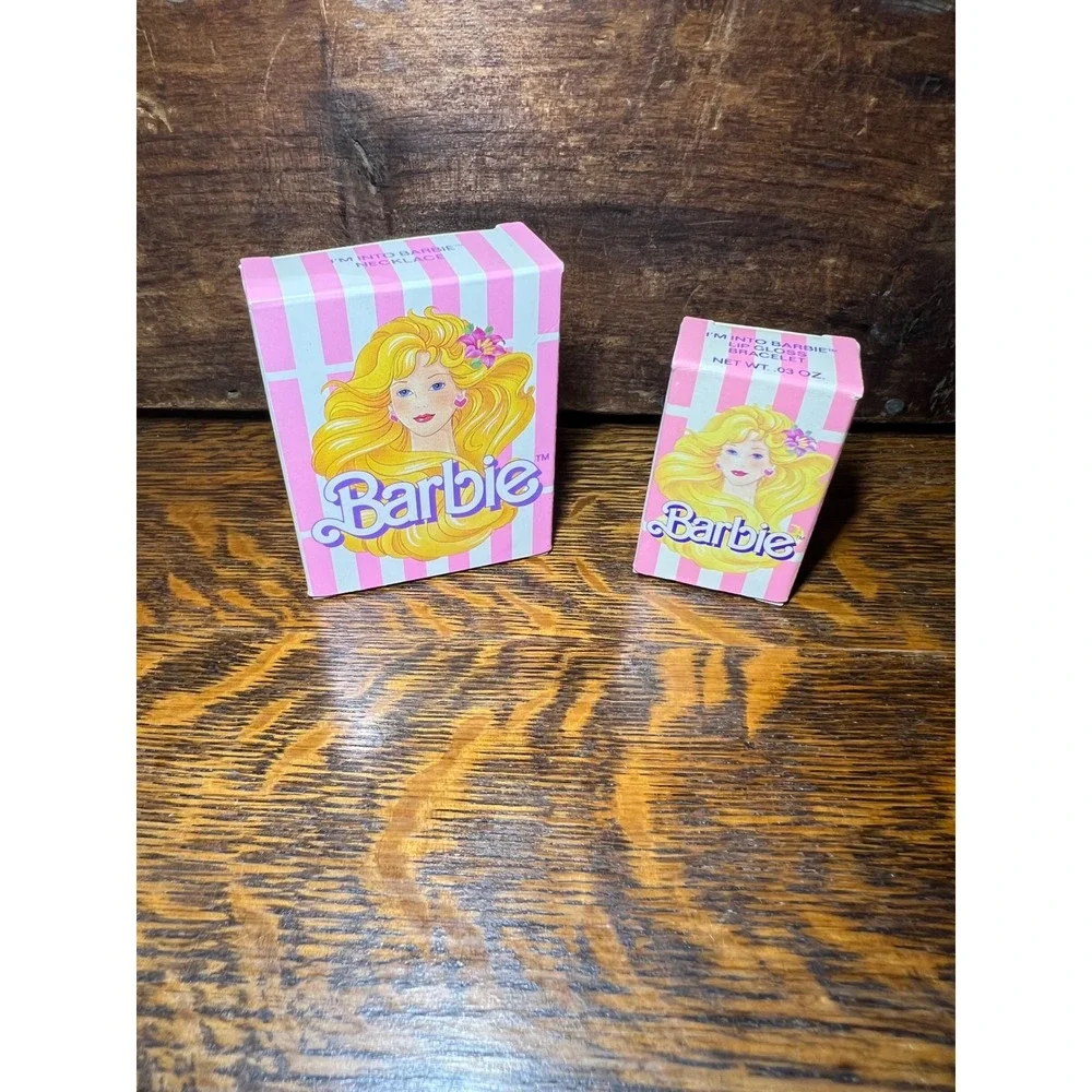 VTG Barbie Avon Jewelry Set 1989 NOS Necklace Lip Gloss Bracelet Pink Heart Box
